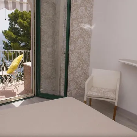 Priscilla Villa Taormina